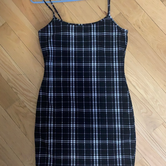 Summer dress - Picture 1 of 1